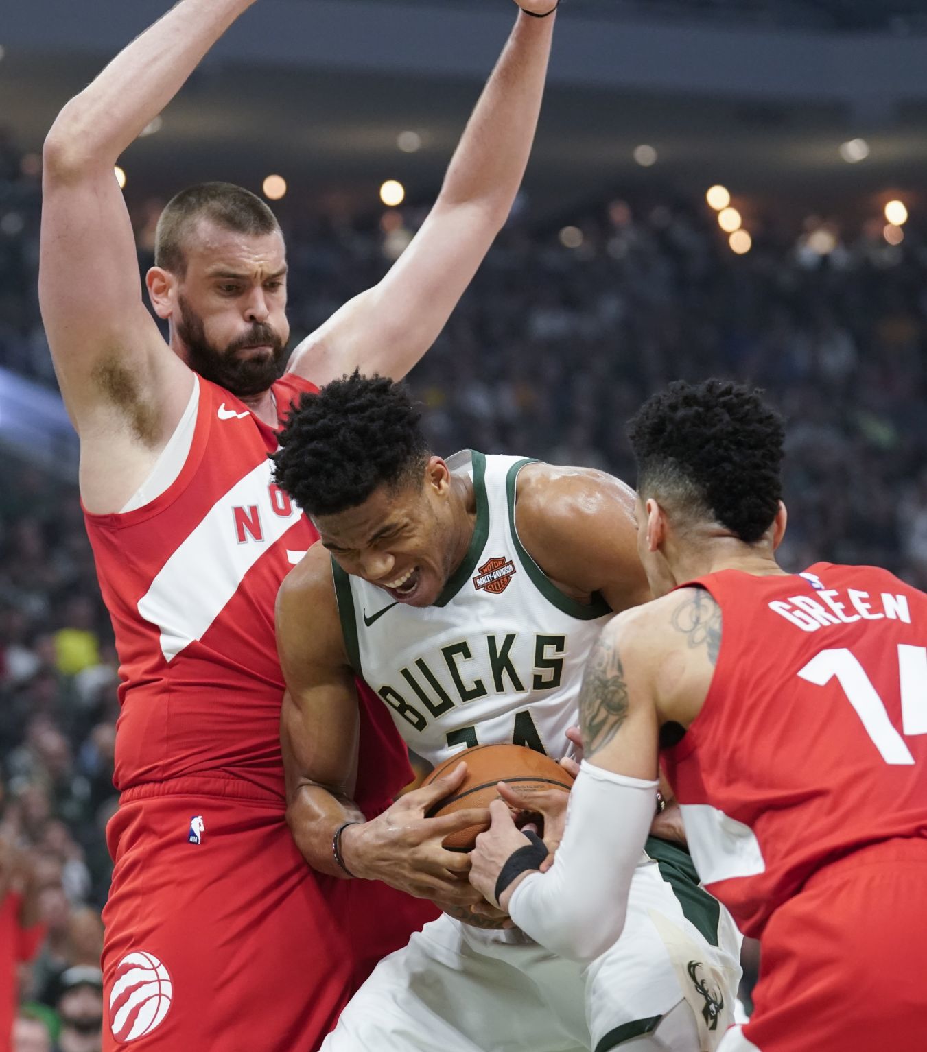 Raptors 105, Bucks 99